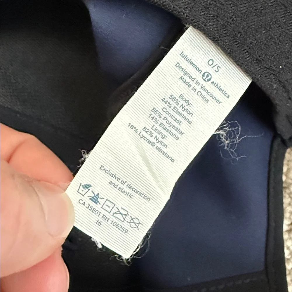 Lululemon Navy Blue Adjustable Athletic Seawheeze Runners Cap Hat